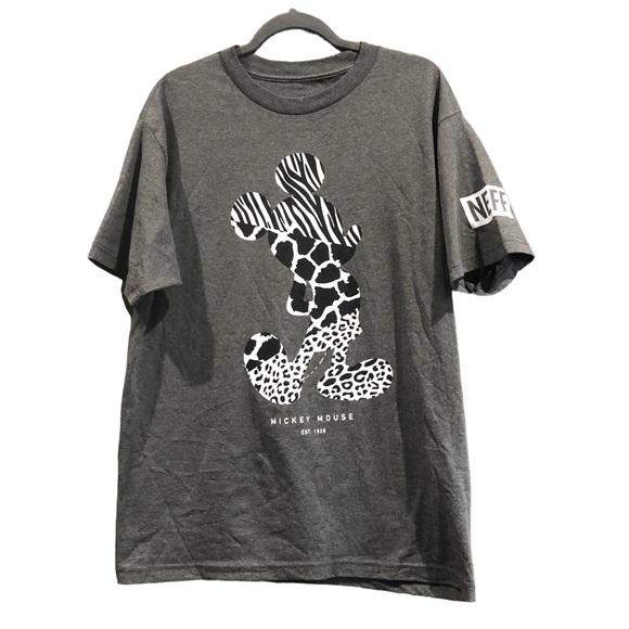 Disney Tshirt size L - Picture 1 of 3